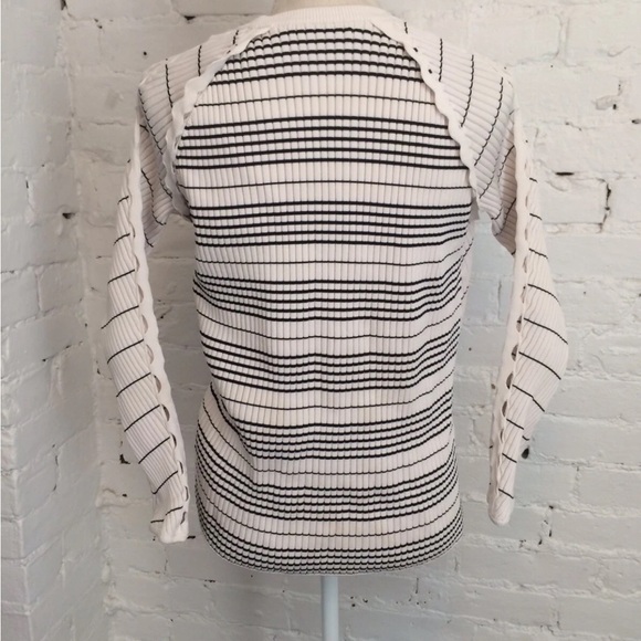 Jonathan Simkhai laser cut asymmetric knit top b/w size size small - Picture 5 of 7